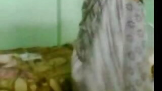 মেয়ে নিমগ্ন বাঙালি মেয়েদের চুদাচুদি ভিডিও ছিল.