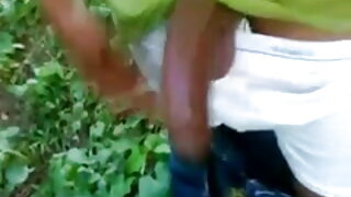 কারণ এটা একটা বাংলা চুদাচুদি গান এশীয়