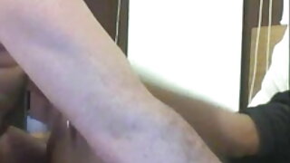 বিছানার উপর প্রেম মেকিং. বাংলা চুদা চুদি xxx